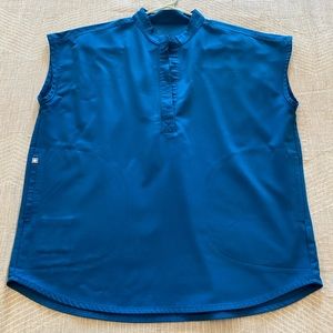 FIGS Rafaela scrub top